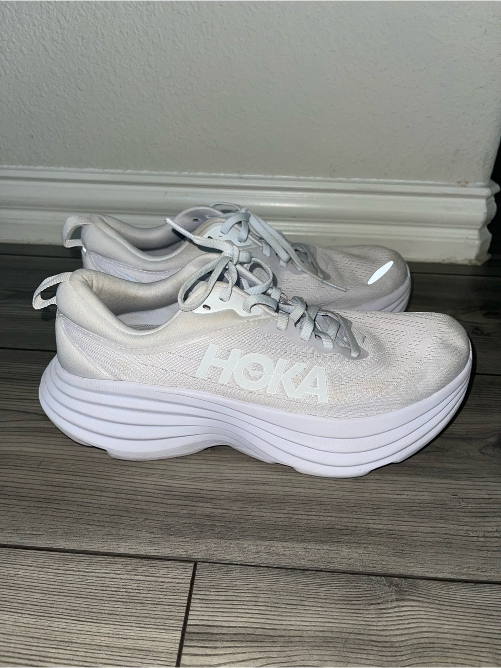 Hoka Bondi 8 shoes